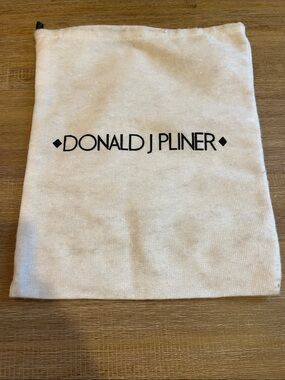 Donald J Pliner Dust Bag